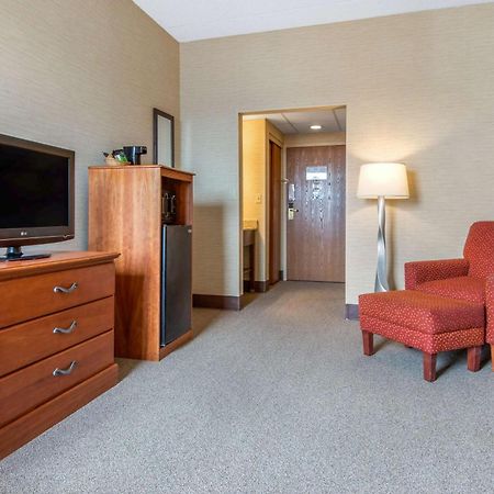 Quality Inn & Suites Mansfield Eksteriør billede